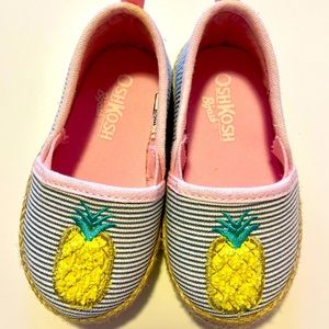 OshKosh B’gosh girl shoes, mocasines, Size: 4